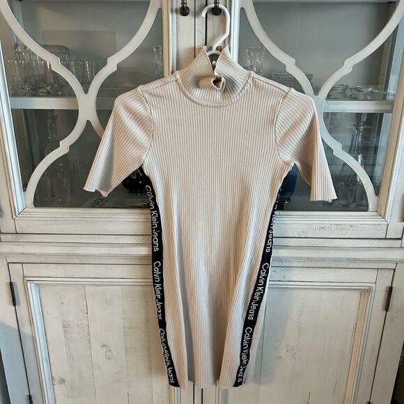 Calvin Klein ribbed turtleneck dress XS, never worn - Picture 5 of 5